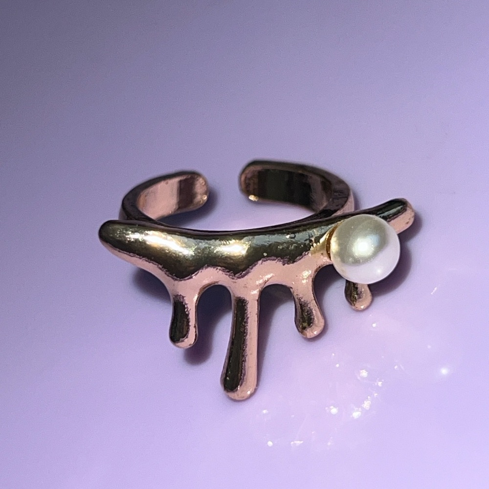 Gold Drip Ring with Pearl Accent